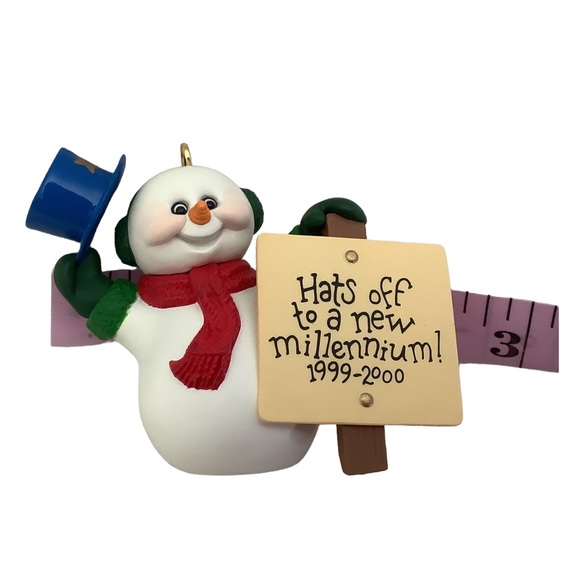 Vintage 1999 Hallmark Keepsake Ornament Millennium Snowman With Original Box - Picture 9 of 9